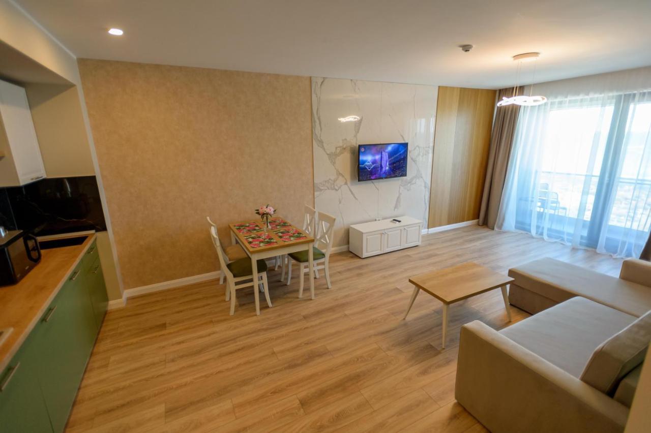 Plazza Mamaia Nord Aparthotel Năvodari Exterior foto