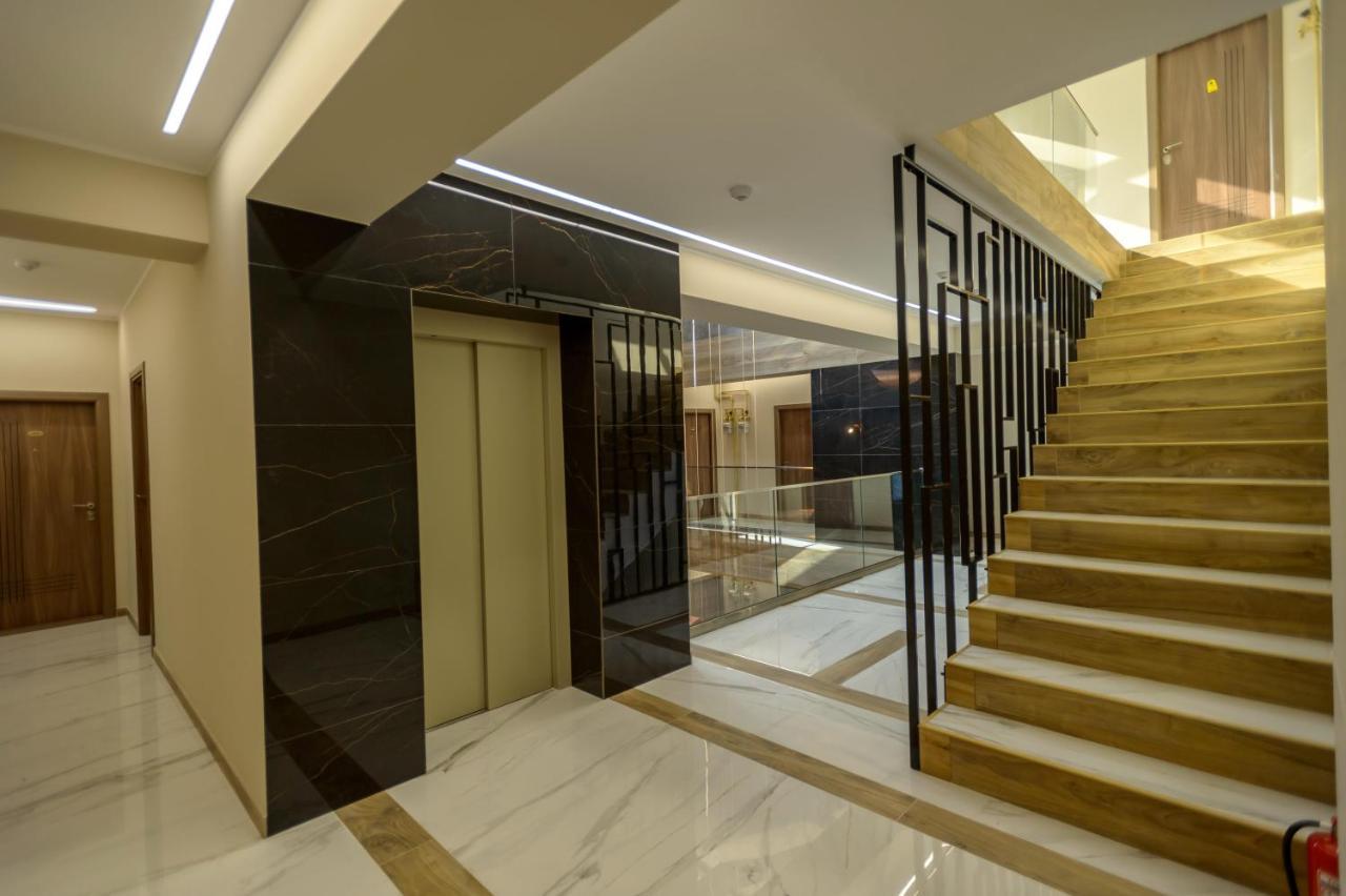 Plazza Mamaia Nord Aparthotel Năvodari Exterior foto